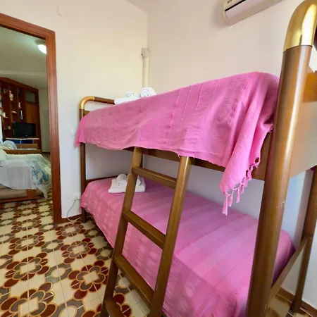 100 Passi Dal Mare * Isola delle Femmine