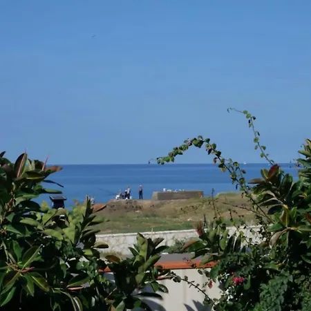 100 Passi Dal Mare 伊索拉戴里费米尼